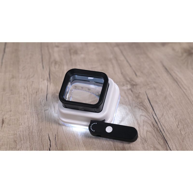 819096-loupe-ajustable-3-grossissements