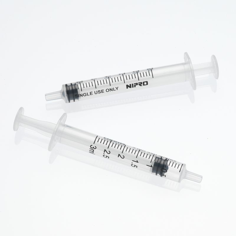 seringue-3-pieces-avec-luer-centre-excentre